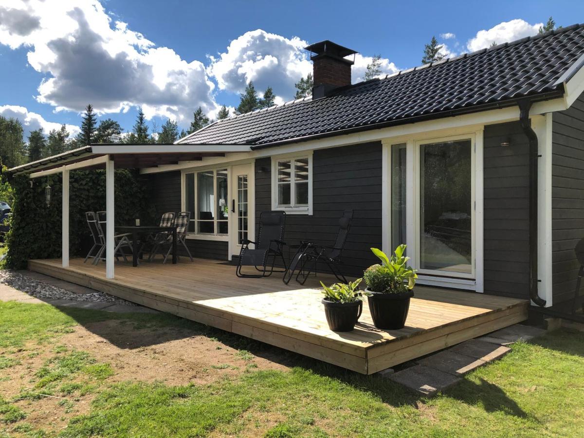 Modern Lakeside Cottage & Boat Near Isaberg Kavsjo المظهر الخارجي الصورة
