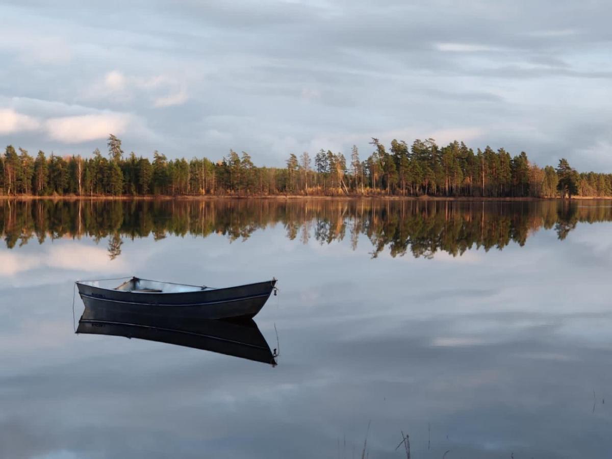 Modern Lakeside Cottage & Boat Near Isaberg Kavsjo المظهر الخارجي الصورة