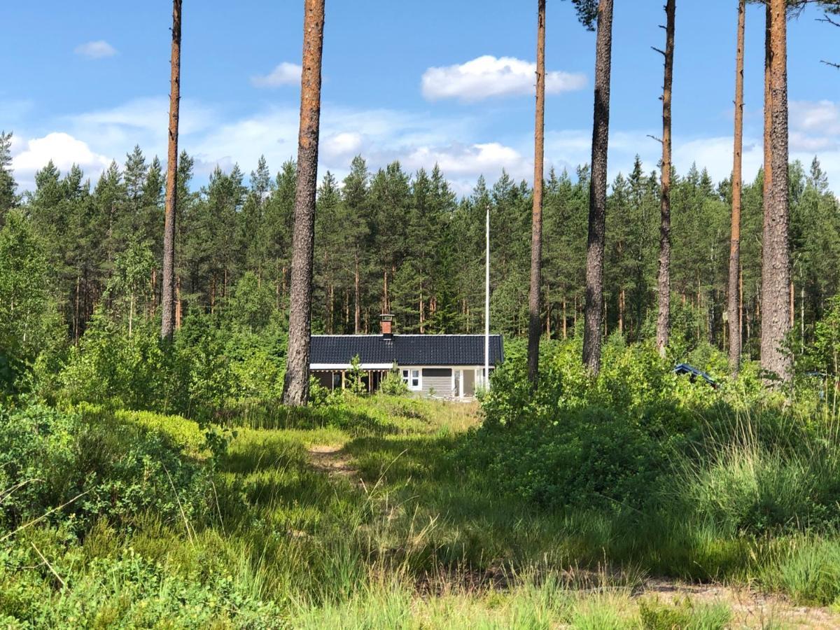 Modern Lakeside Cottage & Boat Near Isaberg Kavsjo المظهر الخارجي الصورة